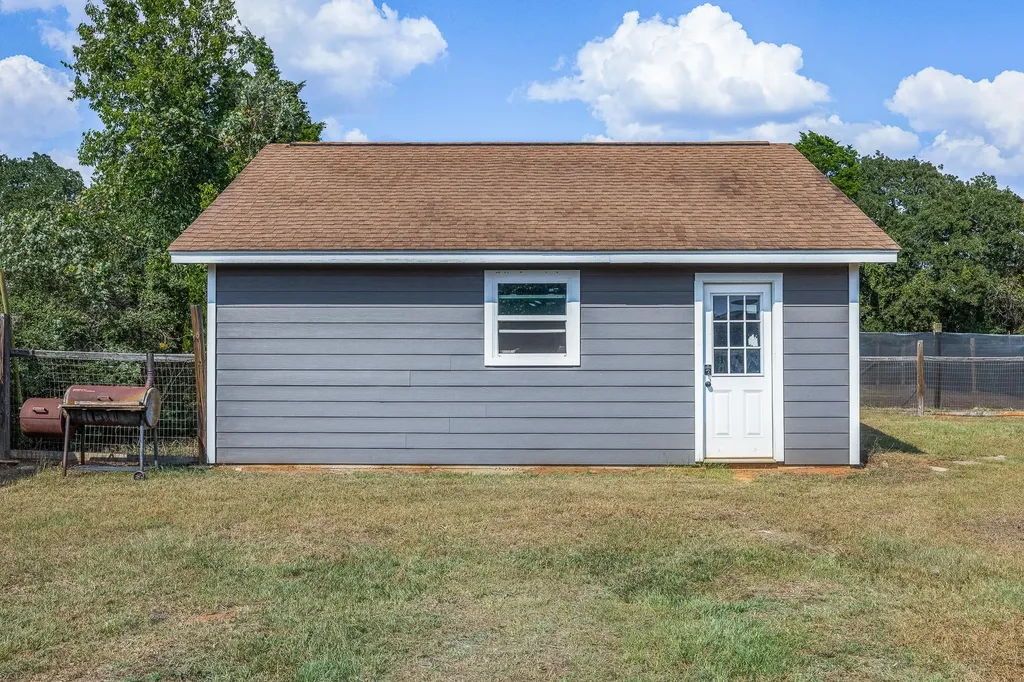 1081 Pr 7023 Pr Elgin TX 78621