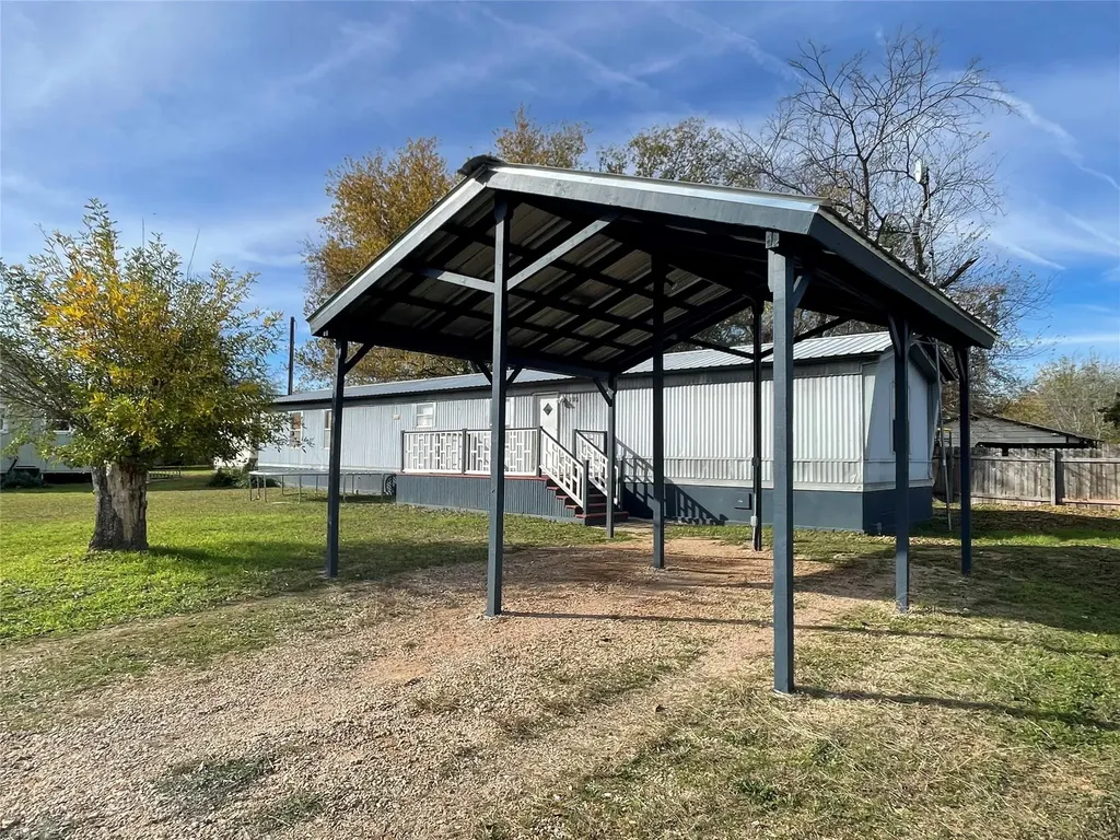 113 Elizabeth Drive Spicewood TX 78669