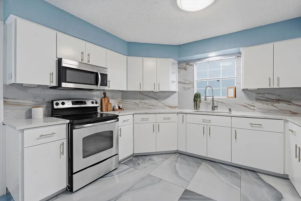 2133 Redwing Way Round Rock TX 78664