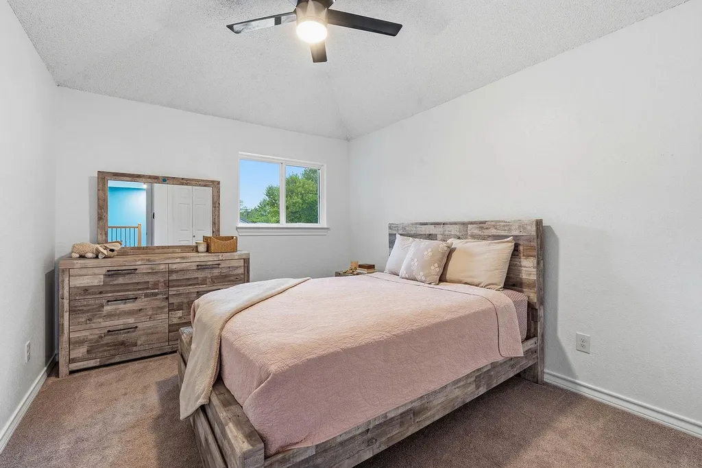2133 Redwing Way Round Rock TX 78664