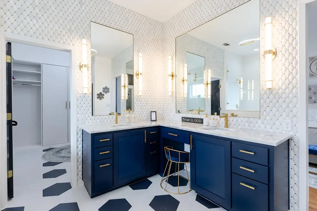 20516 Queen Bee Lane Spicewood TX 78669