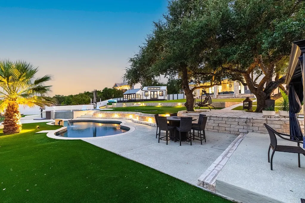 20516 Queen Bee Lane Spicewood TX 78669