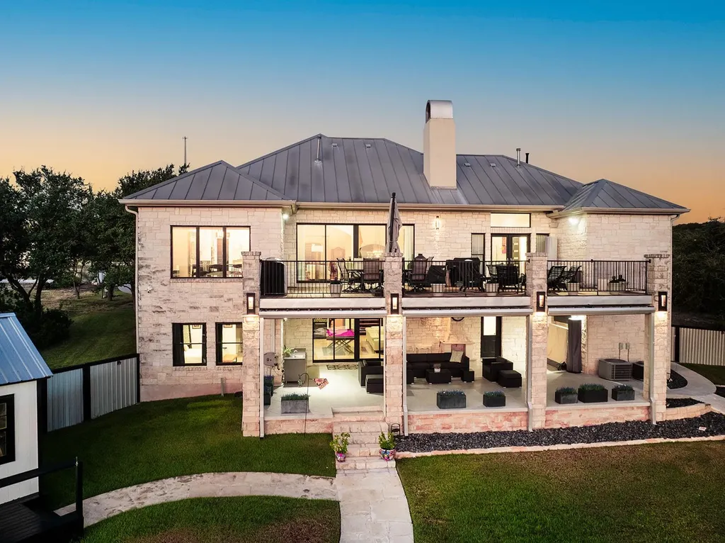20516 Queen Bee Lane Spicewood TX 78669