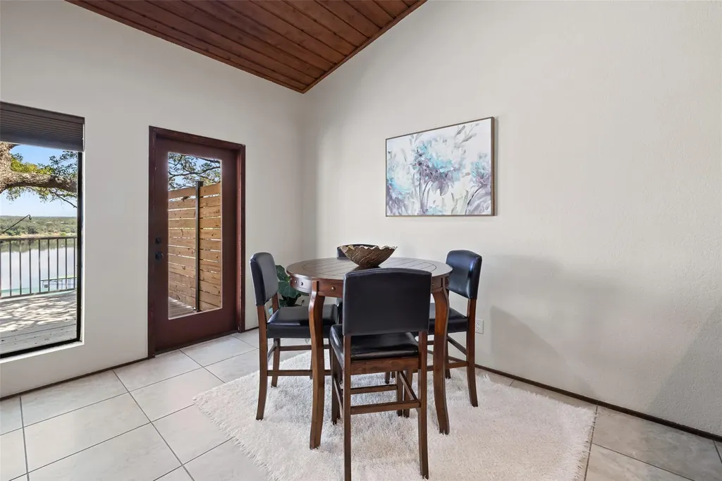 508 Harbor Drive Spicewood TX 78669