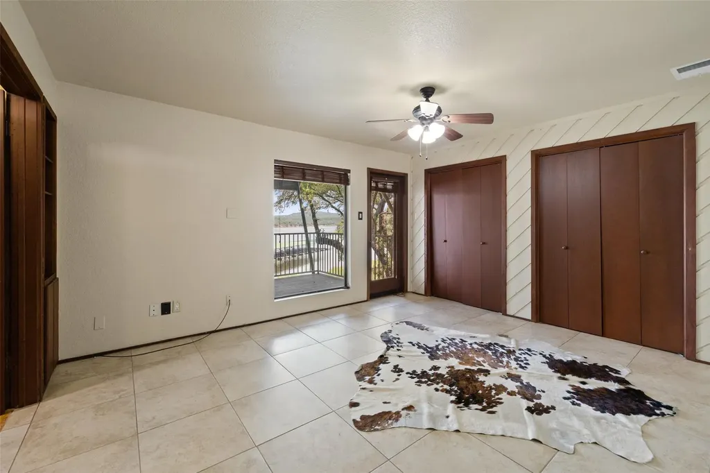 508 Harbor Drive Spicewood TX 78669