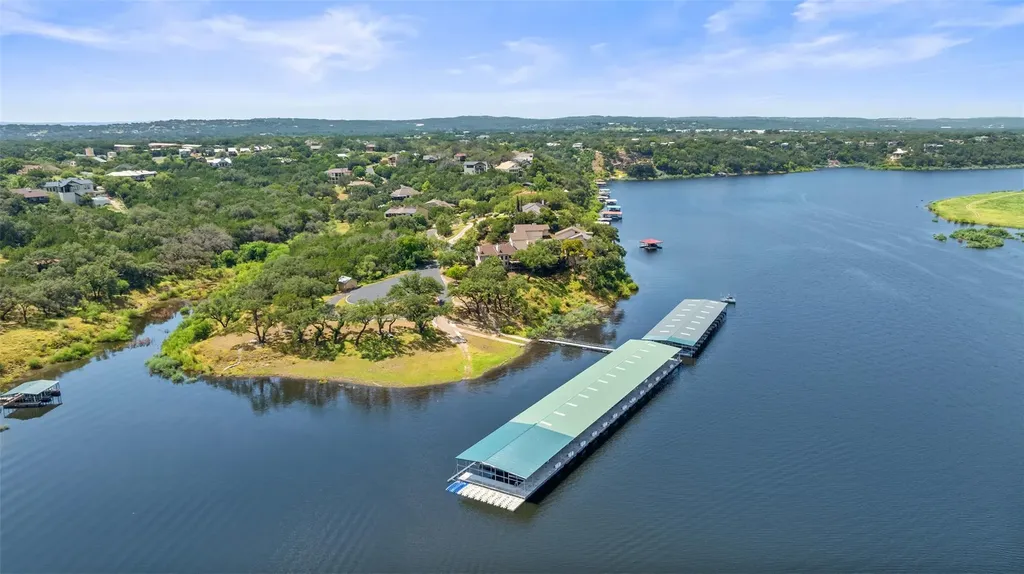508 Harbor Drive Spicewood TX 78669