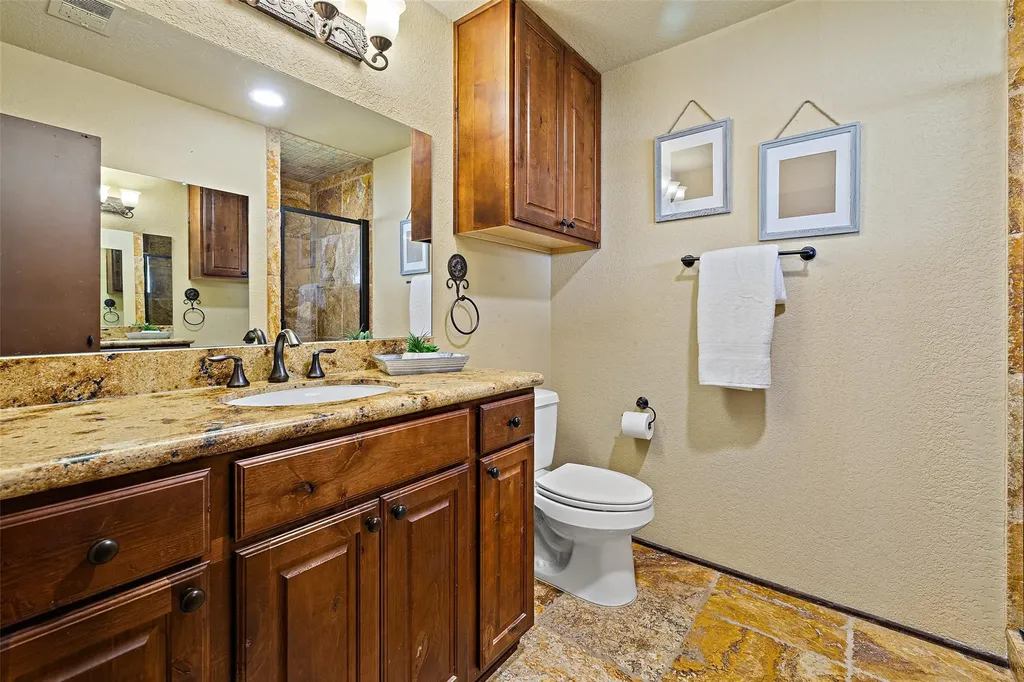 508 Harbor Drive Spicewood TX 78669