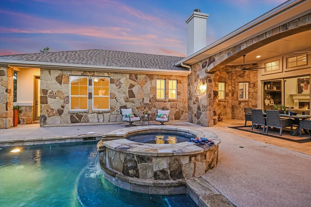 15086 Barrie Drive Austin TX 78734