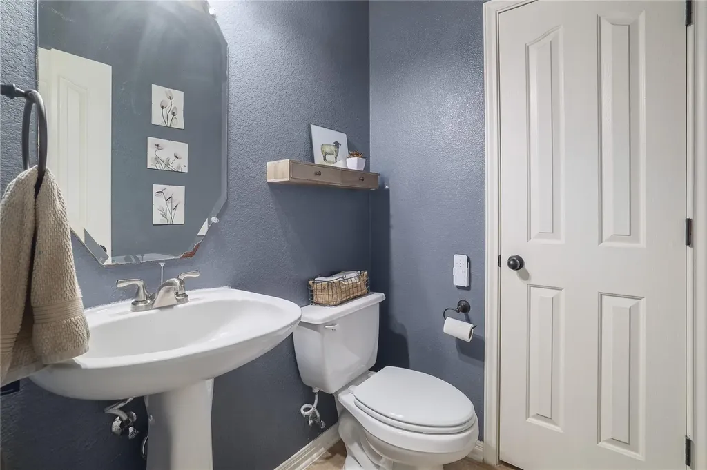 11009 Cherisse Drive Austin TX 78739
