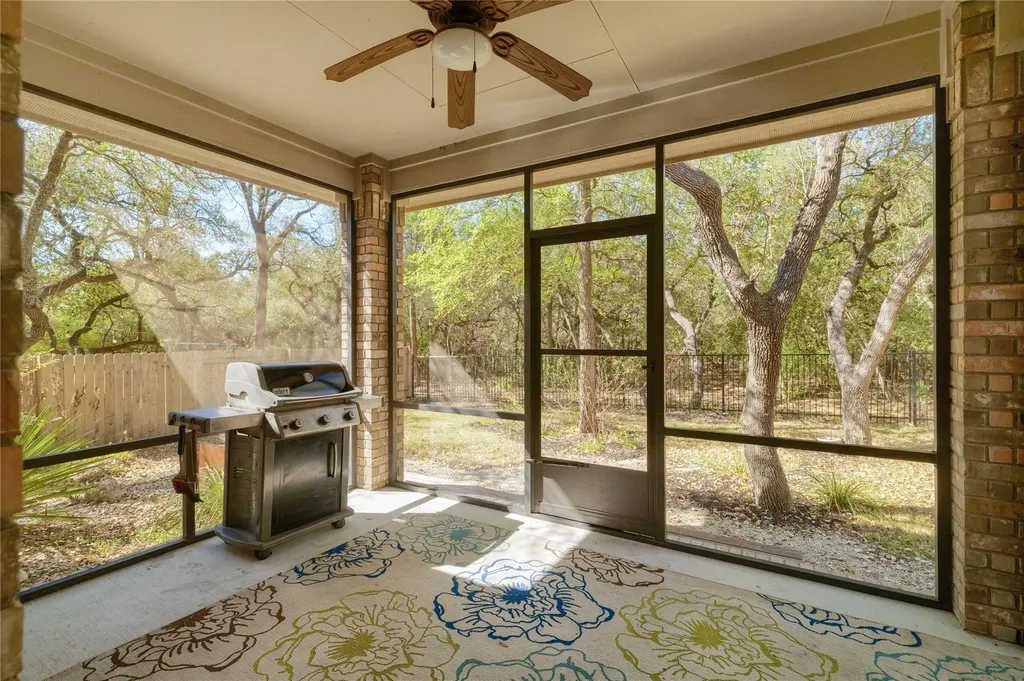11009 Cherisse Drive Austin TX 78739
