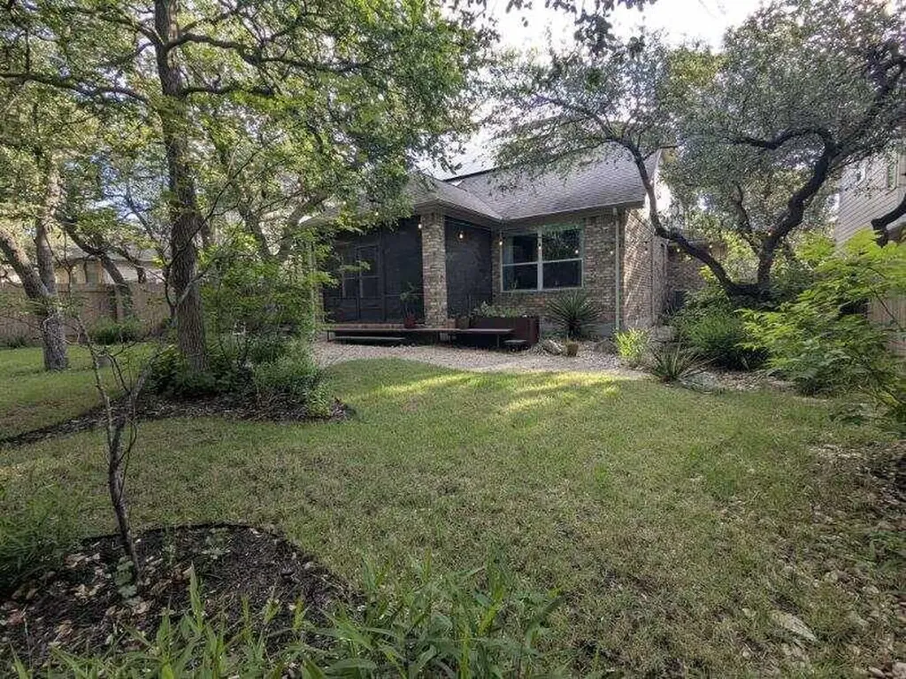 11009 Cherisse Drive Austin TX 78739