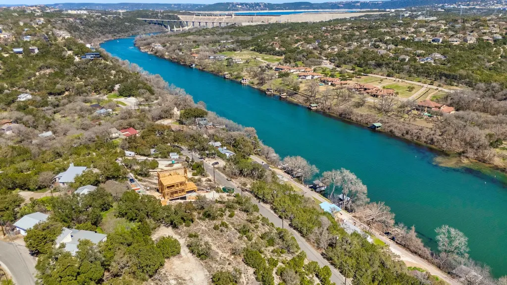 2400 Big Horn Drive Austin TX 78734