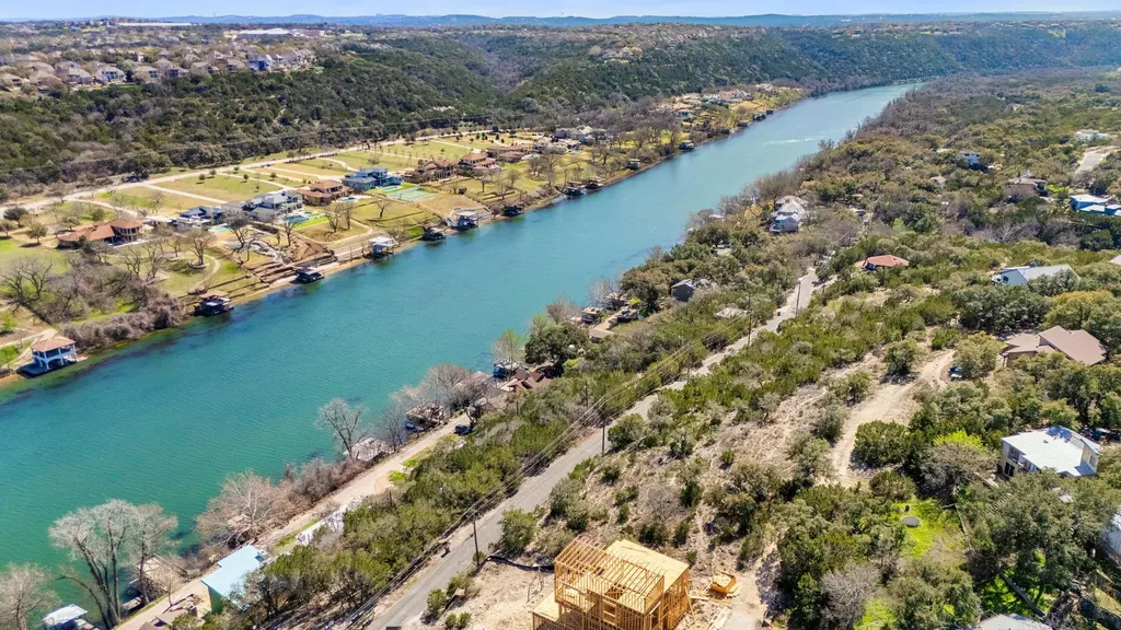 2400 Big Horn Drive Austin TX 78734