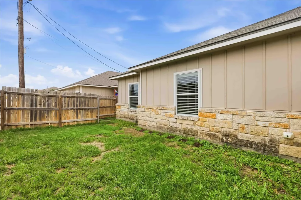 400 Carl Shipp Drive Liberty Hill TX 78642