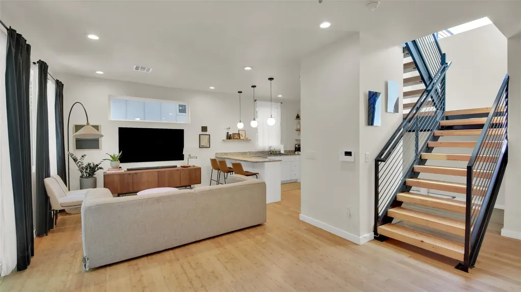 510 Blackson Avenue Austin TX 78752