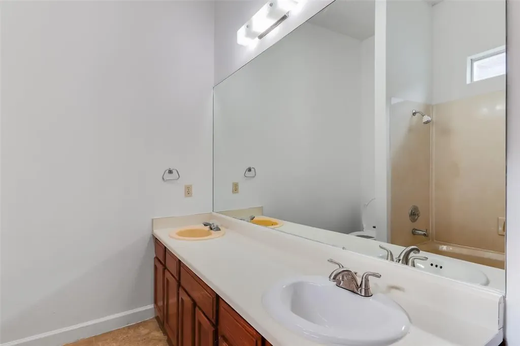 12606 Hunters Chase Drive Austin TX 78729