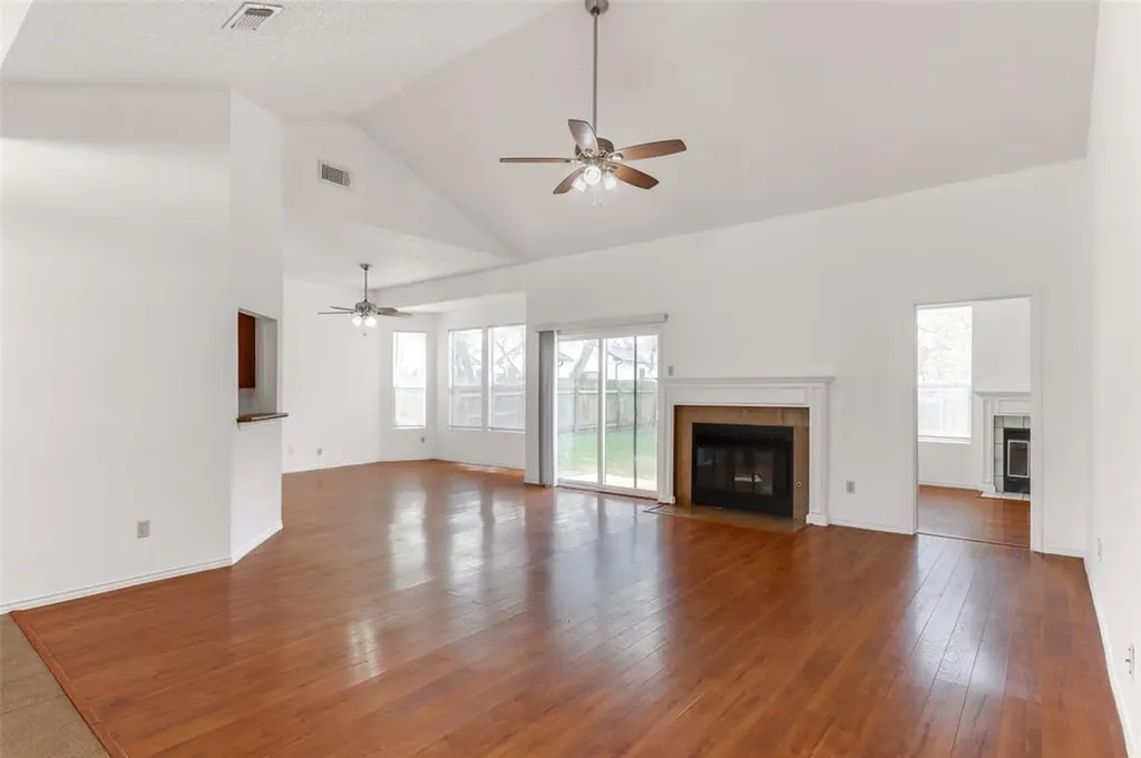 12606 Hunters Chase Drive Austin TX 78729