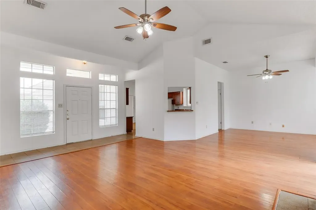12606 Hunters Chase Drive Austin TX 78729