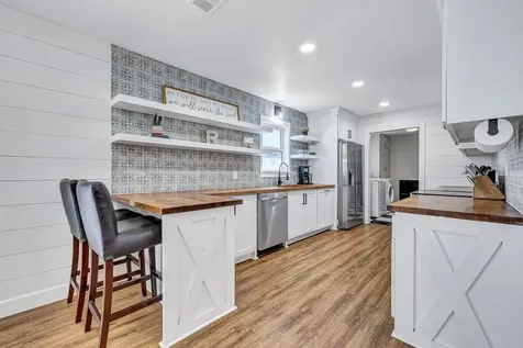 309 W Avenue H Avenue Jarrell TX 76537