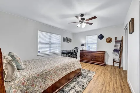 309 W Avenue H Avenue Jarrell TX 76537