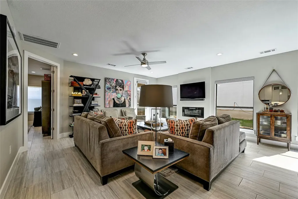 341 Sun Ray Horseshoe Bay TX 78657