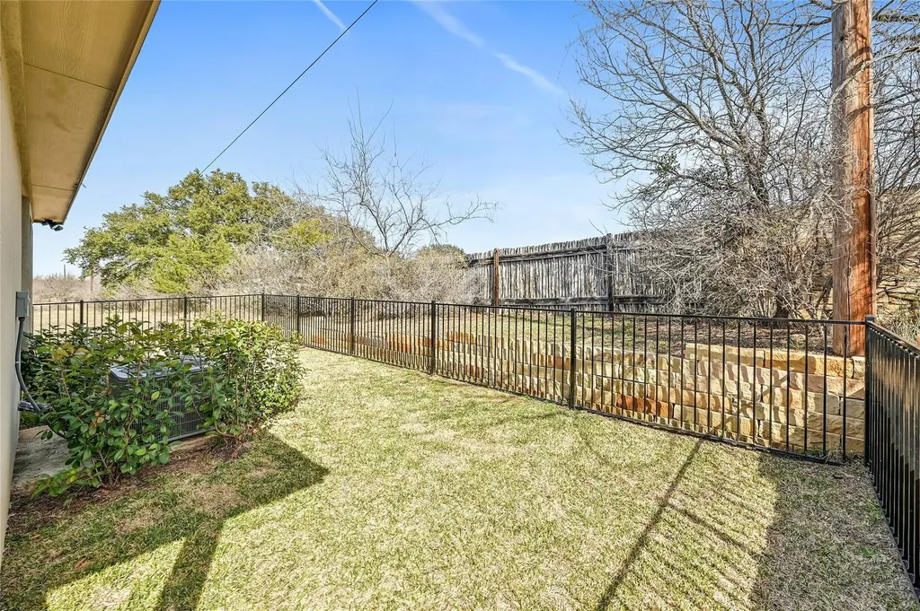 341 Sun Ray Horseshoe Bay TX 78657