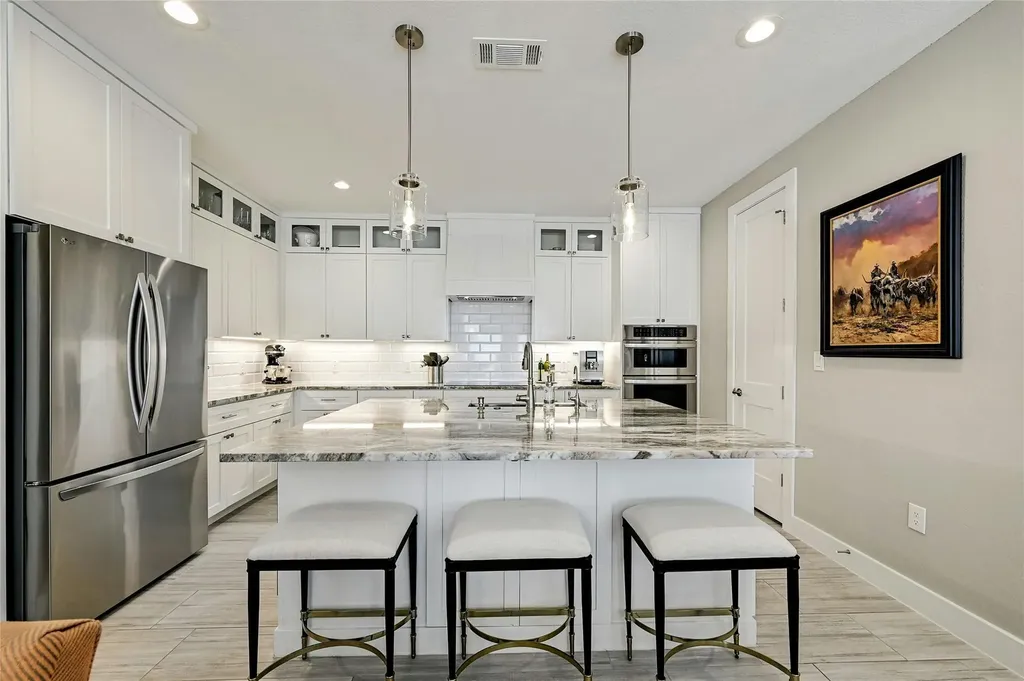 341 Sun Ray Horseshoe Bay TX 78657
