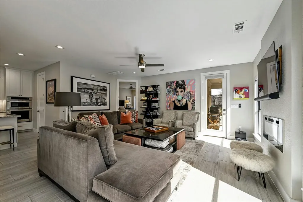 341 Sun Ray Horseshoe Bay TX 78657