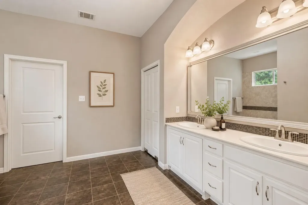 14915 Arrowhead Drive Leander TX 78641