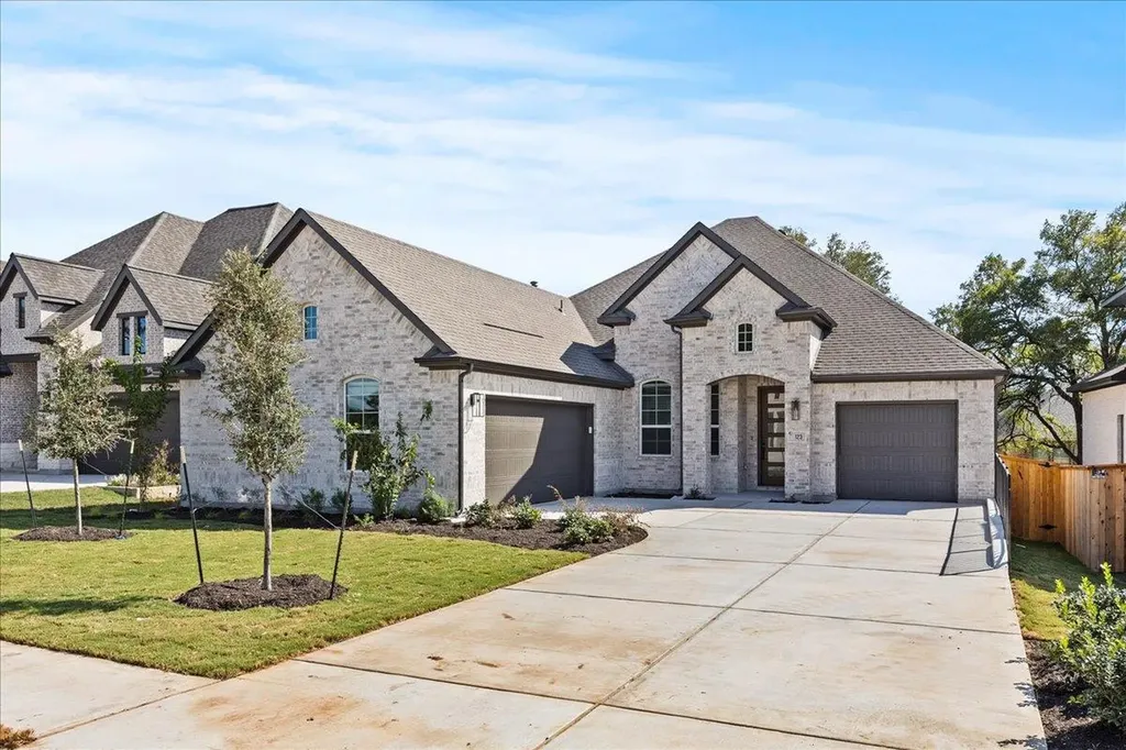 123 Seaside Sparrow Way Kyle TX 78640