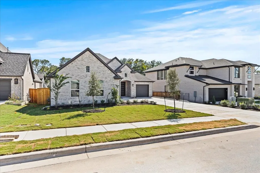 123 Seaside Sparrow Way Kyle TX 78640