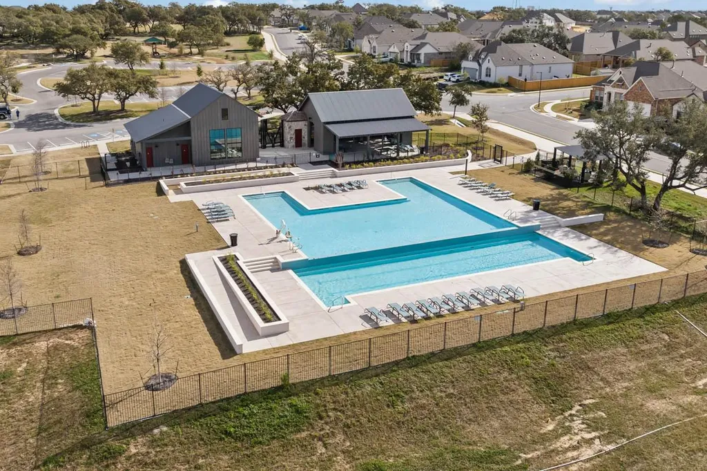 123 Seaside Sparrow Way Kyle TX 78640