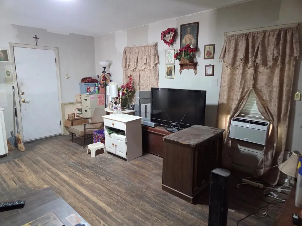 900 E 53rd Street Austin TX 78751