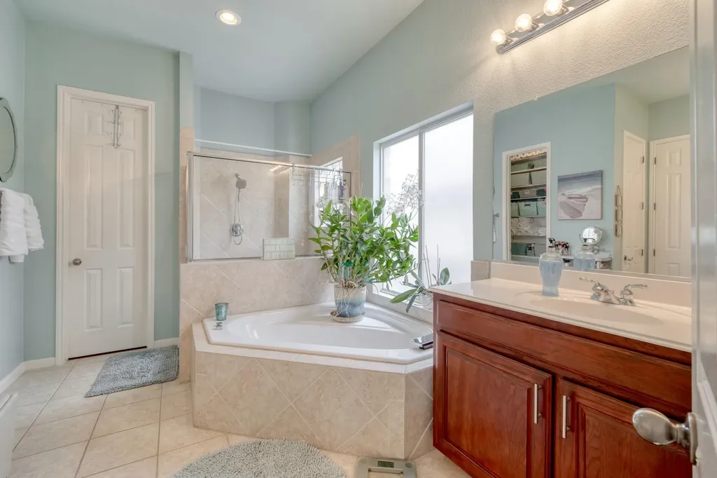 3104 Luminoso Lane E Round Rock TX 78681