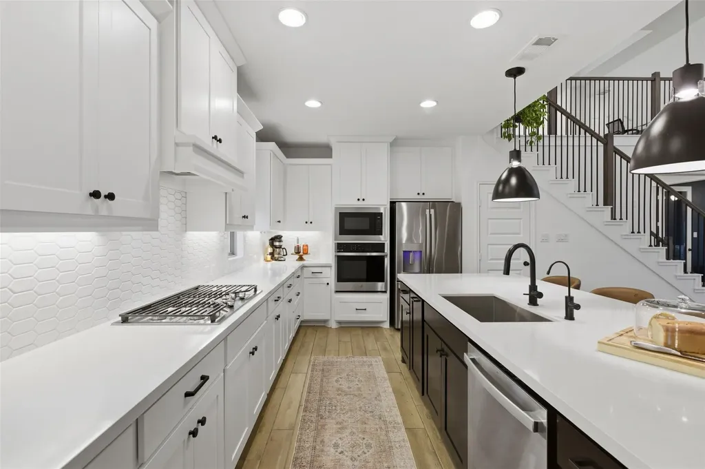 1216 Summer Moon Drive Georgetown TX 78628