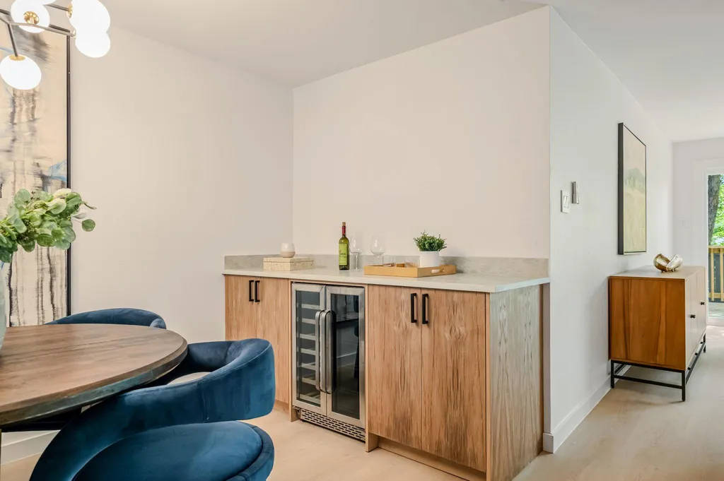 5210 Gladstone Drive Austin TX 78723