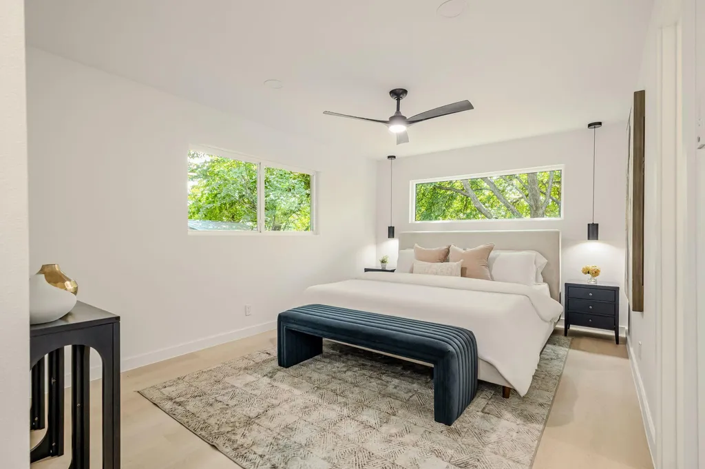5210 Gladstone Drive Austin TX 78723
