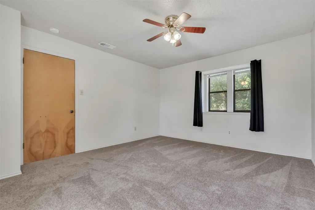 7802 Topawa Cove Austin TX 78729