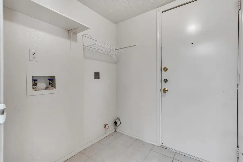 7802 Topawa Cove Austin TX 78729