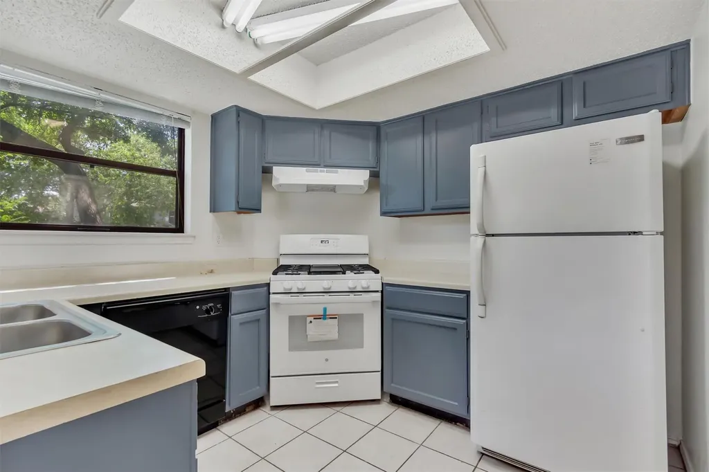 7802 Topawa Cove Austin TX 78729
