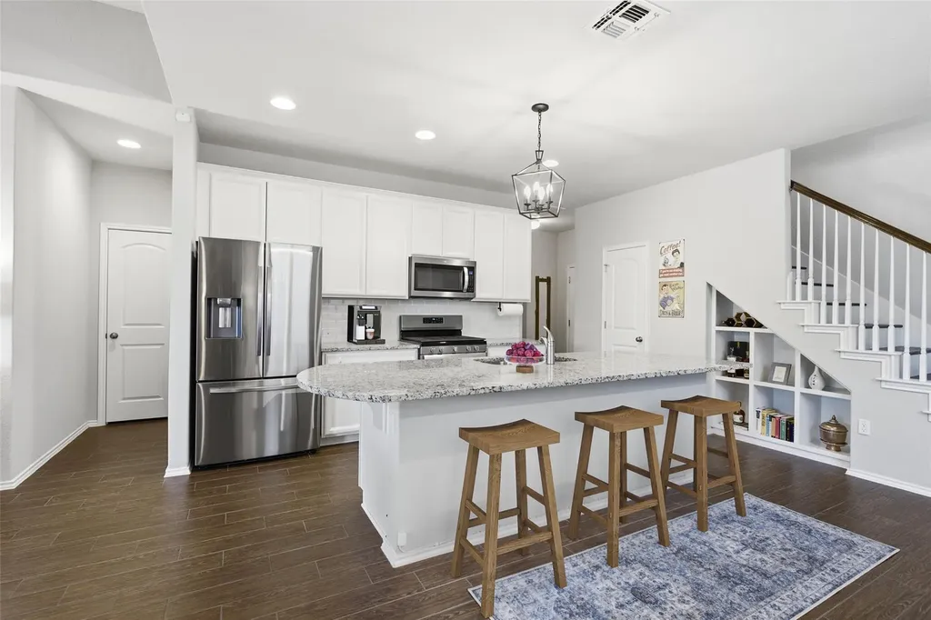 1050 Kenney Fort Crossing Round Rock TX 78665