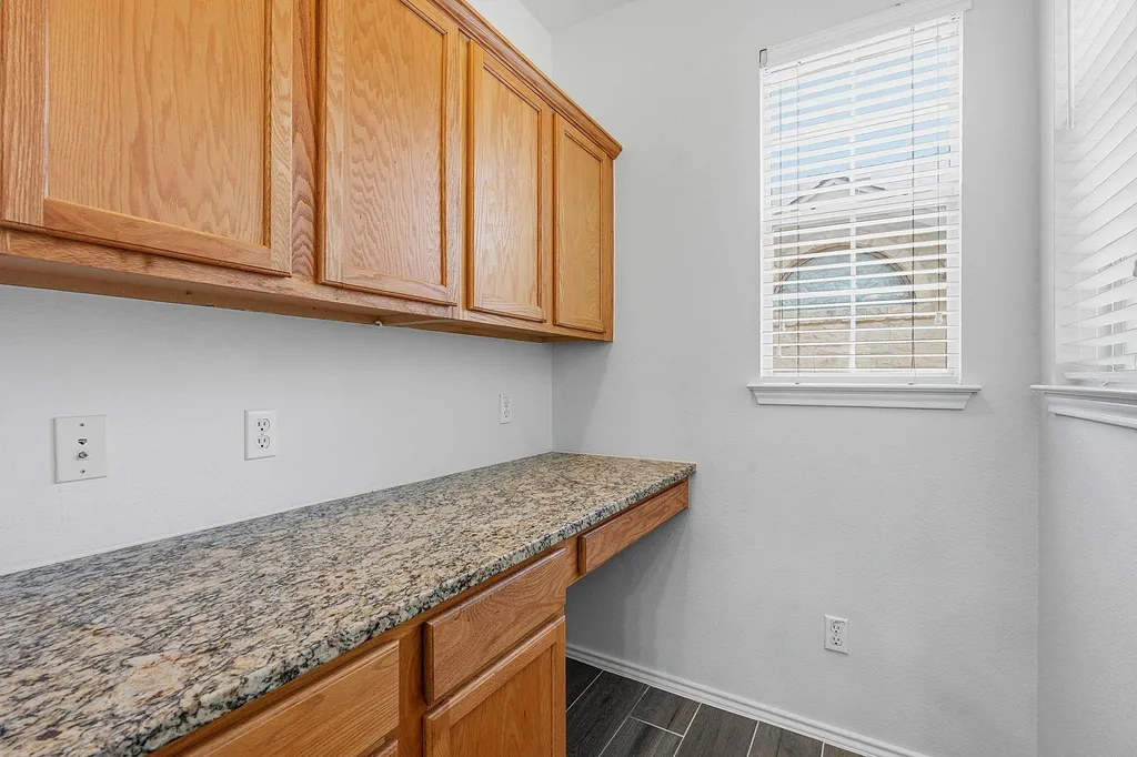 10504 Beard Avenue Austin TX 78748