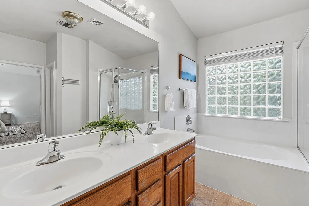10504 Beard Avenue Austin TX 78748
