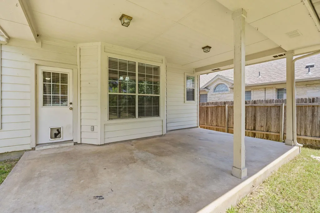10504 Beard Avenue Austin TX 78748