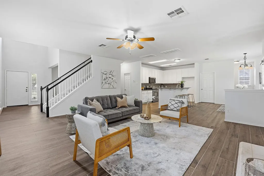 10504 Beard Avenue Austin TX 78748