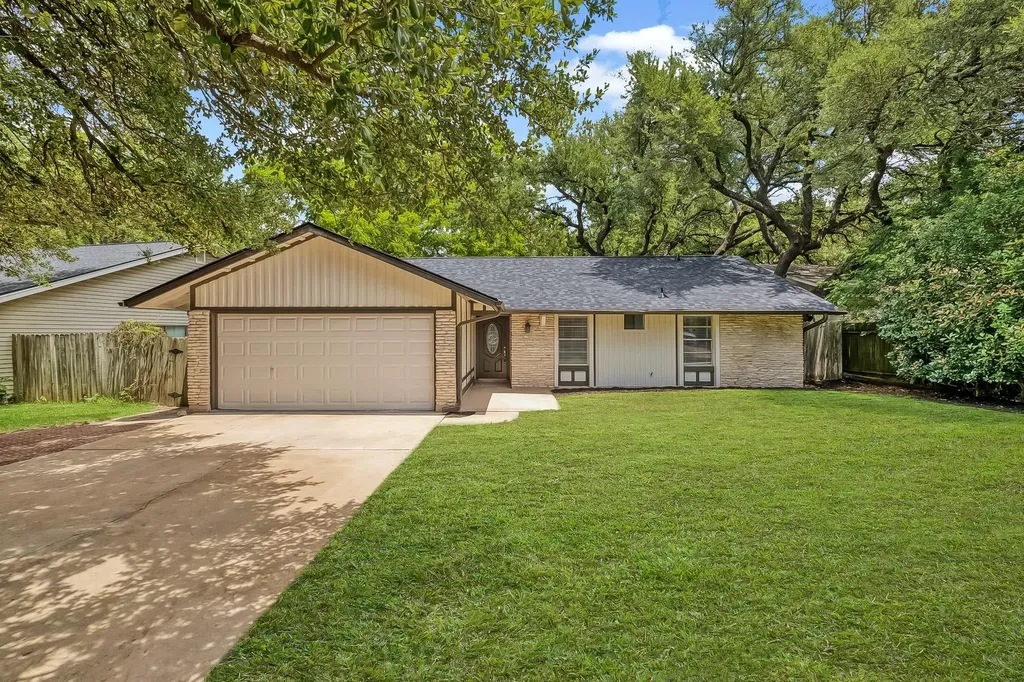 10417 Firethorn Lane Austin TX 78750