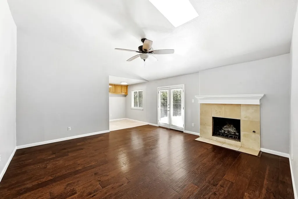10417 Firethorn Lane Austin TX 78750