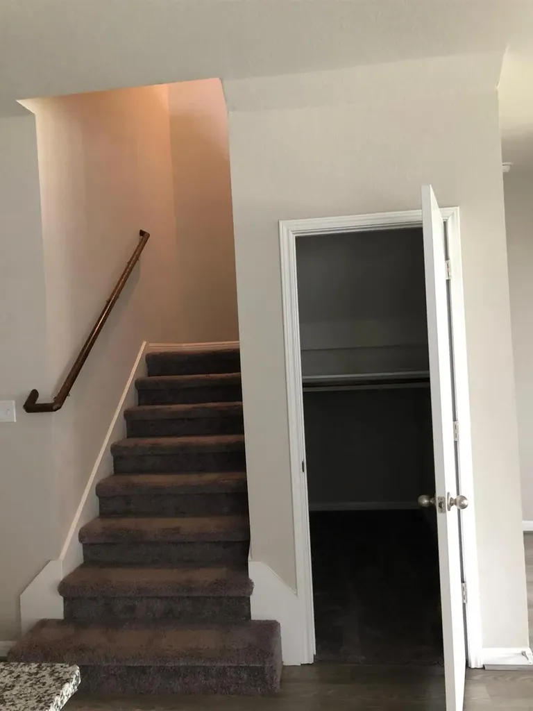 1052 Myrna Bend Leander TX 78641