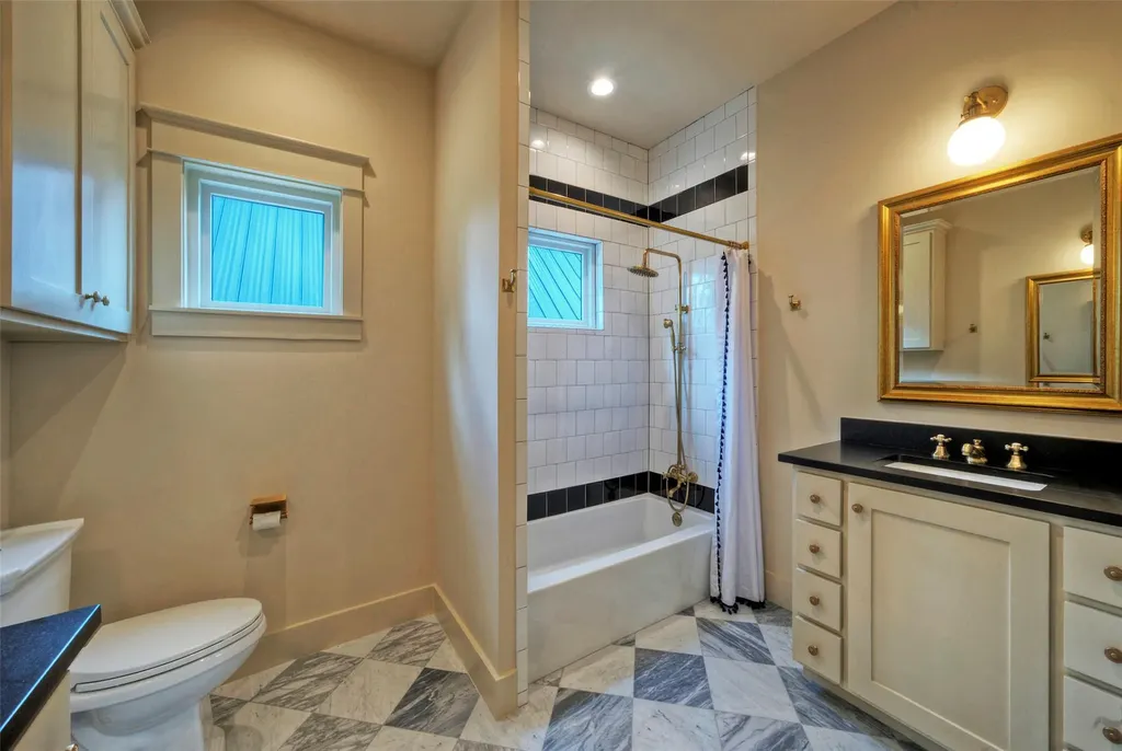 3309 Larry Lane Austin TX 78722