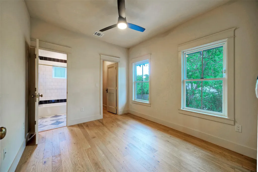3309 Larry Lane Austin TX 78722